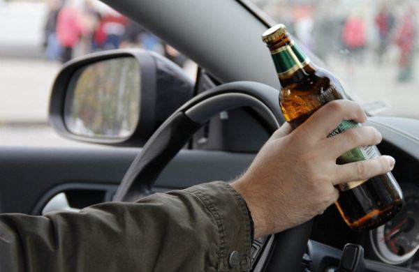 <br />
Автоинспекторы просят саратовцев жаловаться на пьяных автомобилистов<br />
