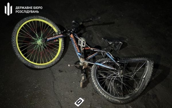 Полицейский насмерть сбил велосипедистку под Хмельницким