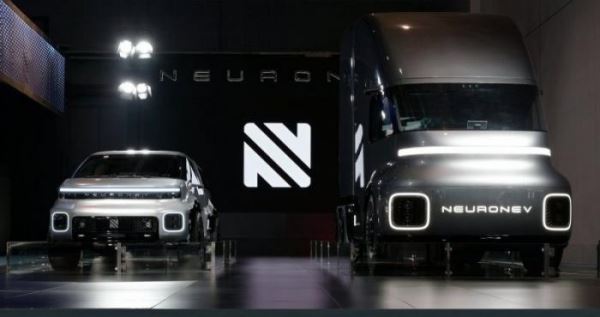 <br />
			Neuron показал электрические автомобиль-трансформер и грузовик (23 фот