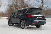 Тест-драйв Infiniti QX80