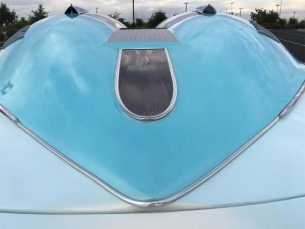 <br />
			«Ледяная принцесса» — шестиколесный симбиоз Cadillac и Studebaker (14