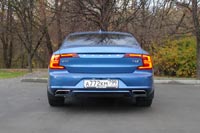 Тест-драйв Volvo S90