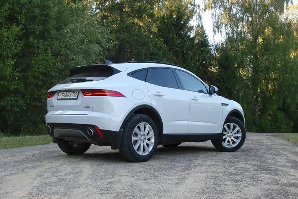 Тест-драйв Jaguar E-Pace