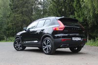 Тест-драйв Volvo XC40