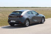 Тест-драйв Mazda 3