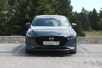 Тест-драйв Mazda 3