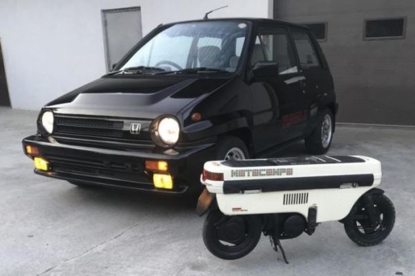 <br />
			Honda City Turbo II со скутером Motocompo (17 фото)