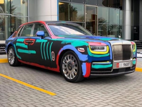 <br />
			Художник превратил Rolls-Royce Phantom в объект искусства (14 фото)