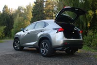 Тест-драйв Lexus NX